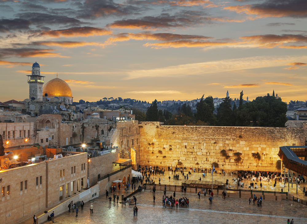 Jerusalem Western Wall at sunset image